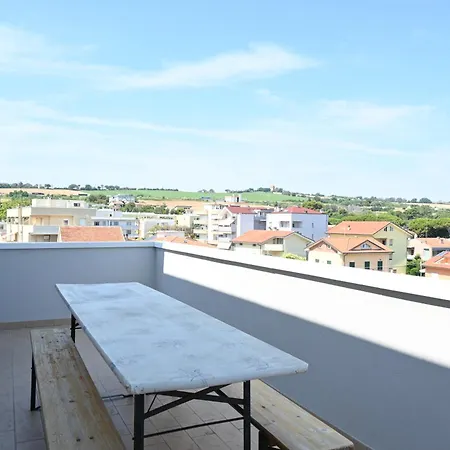 Διαμέρισμα Se278 - Senigallia, Trilocale Fronte Mare Con Balcone E Posto Auto *